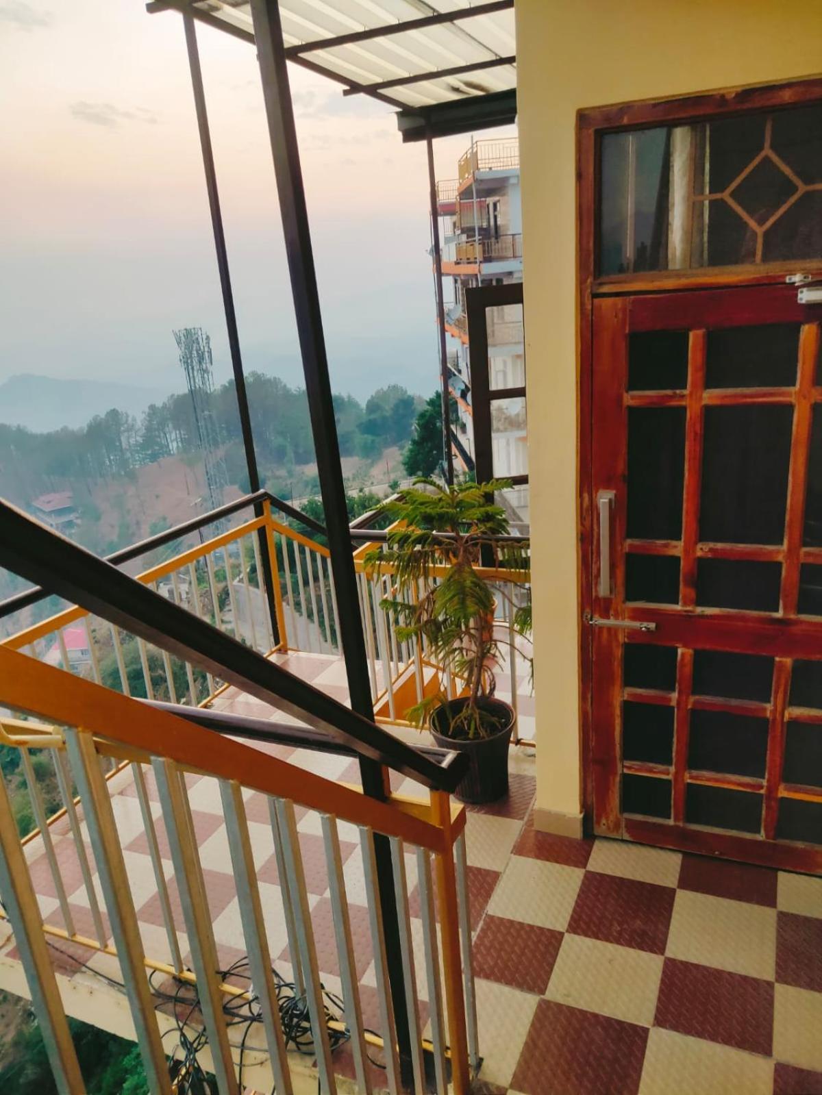 Thakur Apartment 西姆拉 外观 照片